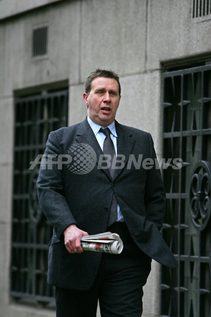 「電話盗聴は組織的だった」、英下院委がニューズ紙元記者の手紙を公開