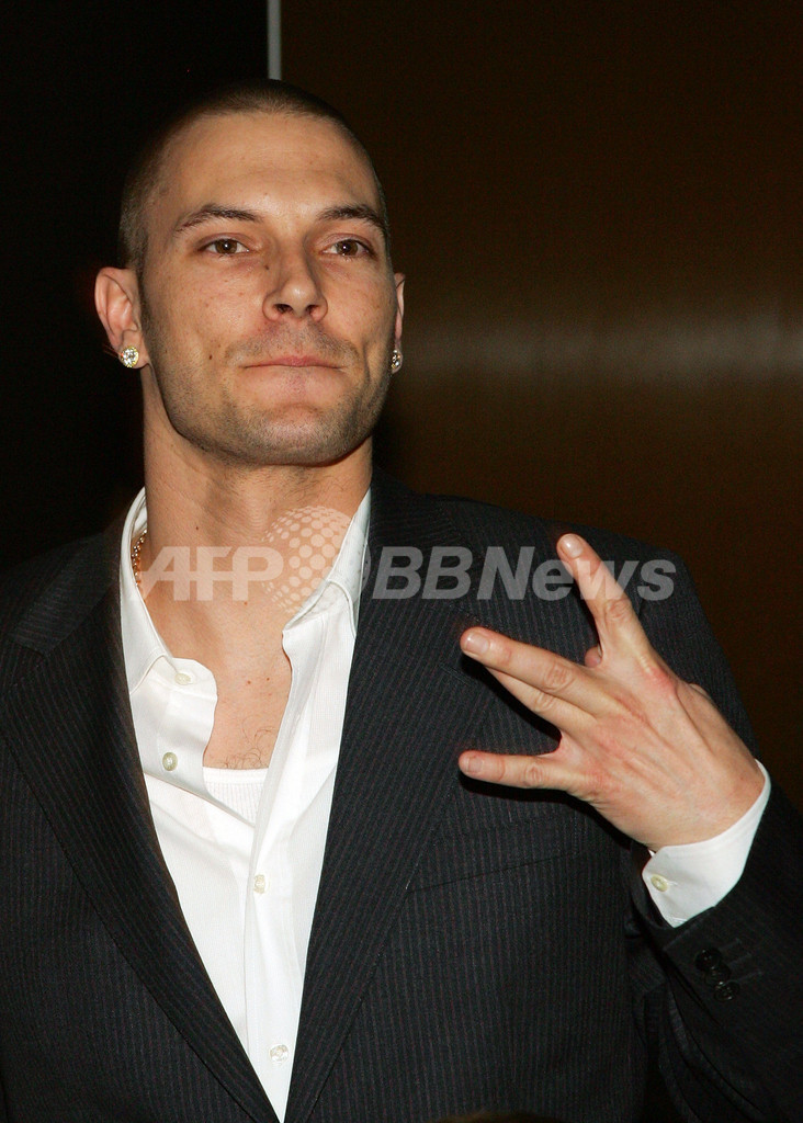 ケヴィン・フェダーライン イベント「レット・イット・ビー」に登場 米国 写真15枚 国際ニュース：AFPBB News