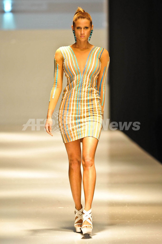 地元デザイナーの共演、南米ベネズエラ・ファッションウィーク