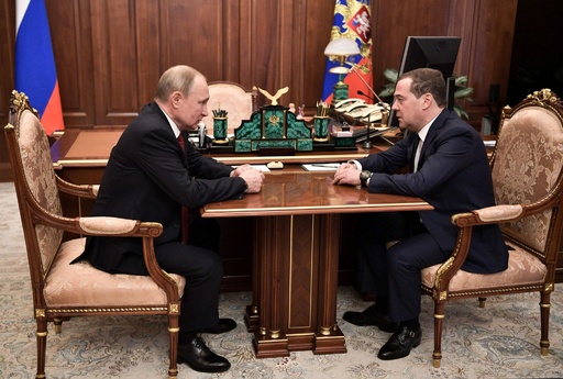 首相 現在 メドベージェフ 終生権力者か、死か。大統領引退後のプーチンを襲うロシアの現実