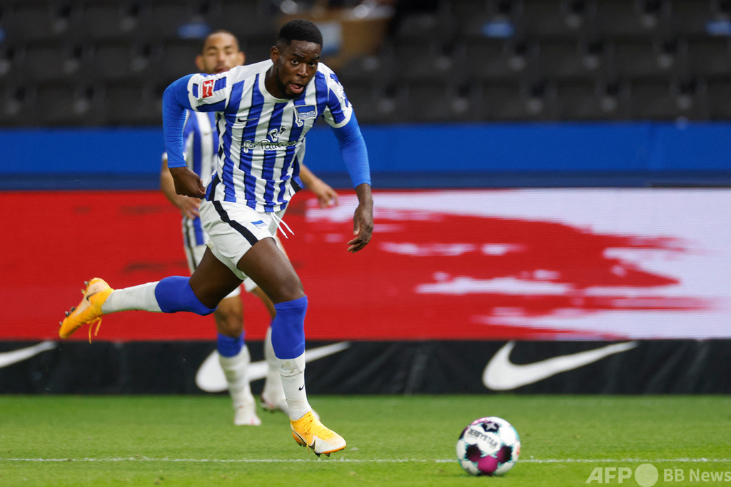 ドイツ五輪代表が試合放棄、人種差別被害で選手がピッチ去る 写真1枚 国際ニュース：AFPBB News