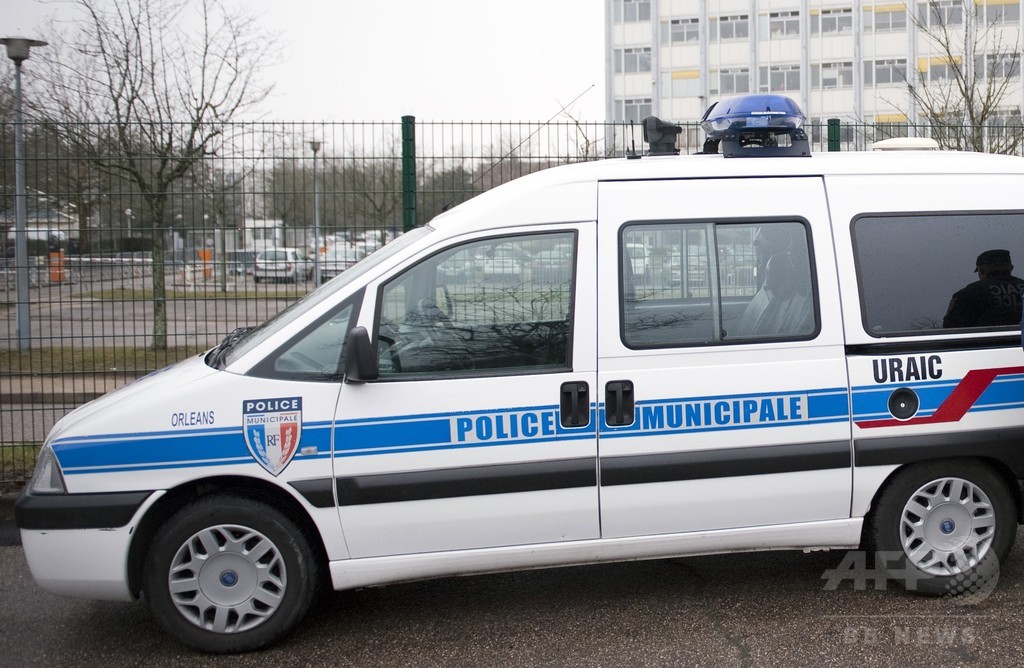 仏警察、夫婦交換クラブへの襲撃を阻止 過激思想の男を逮捕 仏警察、夫婦交換クラブへの襲撃を阻止 過激思想の男を逮捕