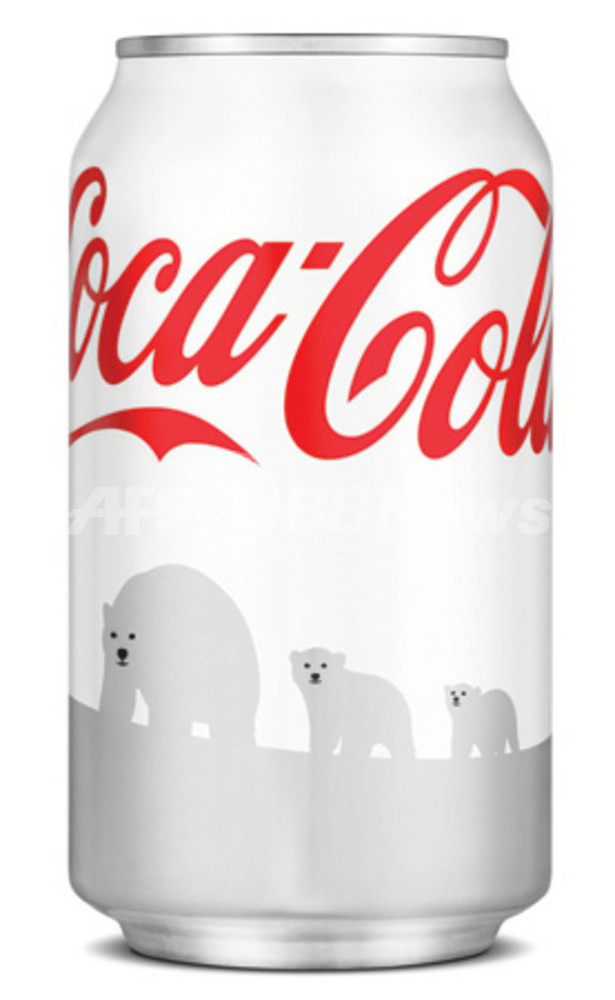 ホッキョクグマを守れ！コカ・コーラが冬限定の「白缶」発売 写真1枚
