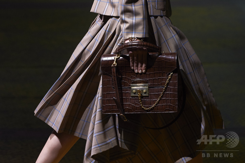 「マルベリー」17年春夏