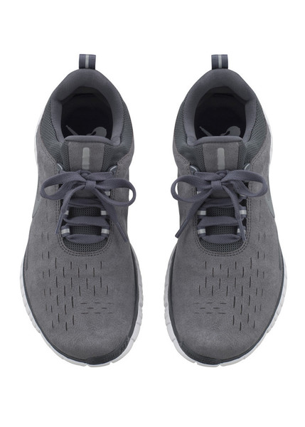 「A.P.C. NIKE」新スニーカー5日から発売へ