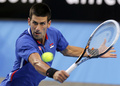 テニス男女混合国別対抗戦、第25回ホップマンカップ（Hopman Cup XXV）は5日、オーストラリアのパース（Perth）で決勝が行われ、大会第1シードのセルビアは1勝2敗で第4シードのスペインに敗れた。

男子シングルスの試合に臨むセルビアのノバク・ジョコビッチ（Novak Djokovic、2013年1月5日撮影）。(c)AFP/Tony ASHBY