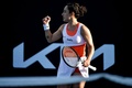 全豪オープンテニス、女子シングルス1回戦。ガッツポーズを見せるマルティナ・トレヴィザン（2022年1月17日撮影）。(c)Paul Crock / AFP