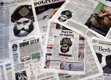 デンマークの新聞17紙、イスラム教預言者の風刺漫画を再び掲載 写真2枚