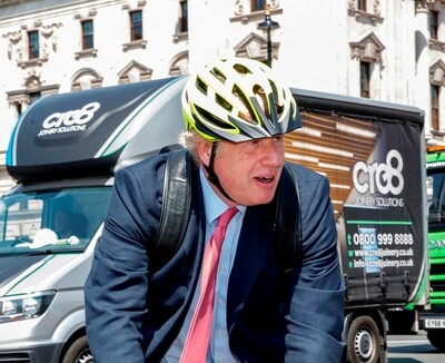 ジョンソン前英外相、党首選出馬を表明　メイ首相は6月に退任時期発表へ