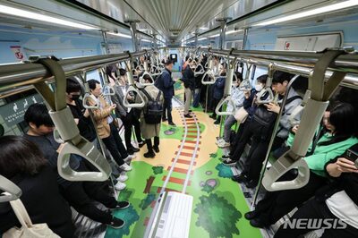 ソウル地下鉄7号線でも「椅子のない車両」…市民の反応はさまざま