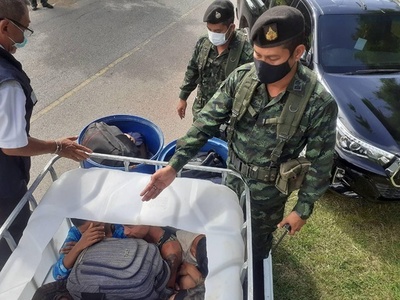 水タンクに隠れて不法入国、ミャンマー人摘発 タイ