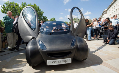 超エコな新型水素自動車を発表、英リバーシンプル