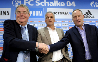 ルッテン氏 シャルケの新監督に任命