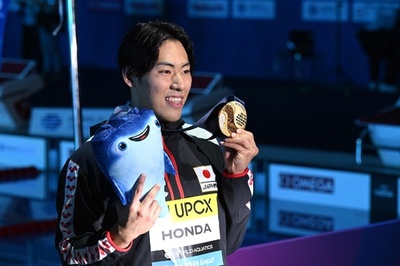 本多灯が男子200mバタで金 世界水泳