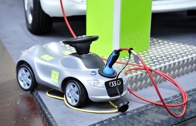 ドイツ政府、EV開発に10億ユーロ助成へ 目指すは「世界トップ」