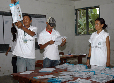 大統領選挙、大接戦で決選投票へ結果持ち越し - 東ティモール