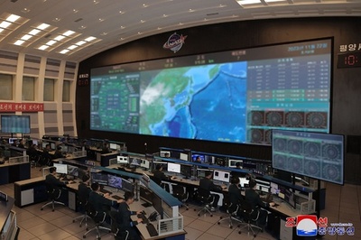偵察衛星で米グアム基地の画像取得 北朝鮮国営メディア