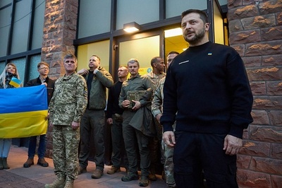 ゼレンスキー氏「勝利」 EU、ウクライナの加盟交渉開始で合意