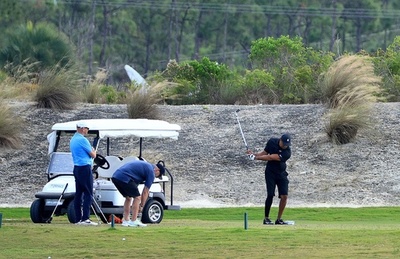 ウッズ、ツアー出場は「ずっと先」 早い時期の復帰を否定