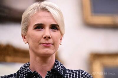 トランプ氏、ナタリー・ハープ氏ら3人に現金690万円の贈り物 米報道