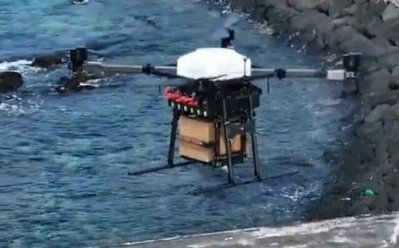 済州で宅配物品を配達するドローン＝宇宙航空庁(c)KOREA WAVE