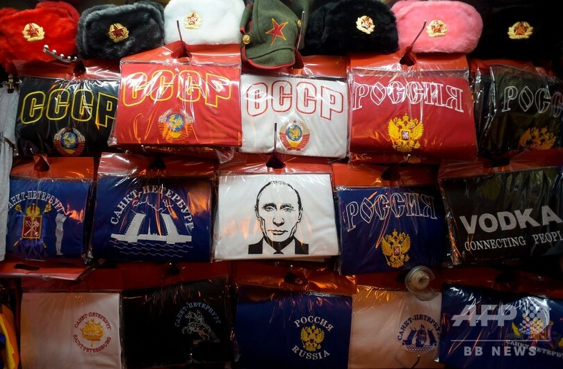 権力掌握20年、プーチングッズは今も人気 ロシア