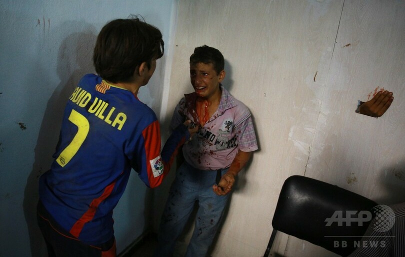 シリア政府の空爆で民間人37人死亡、NGO