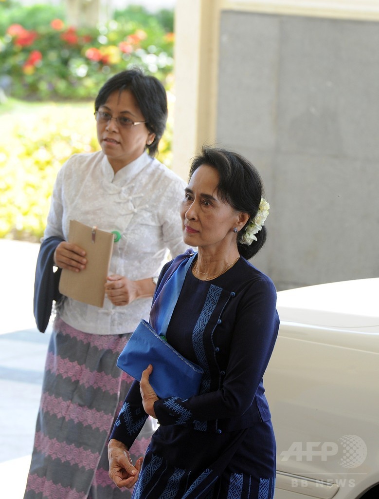 ミャンマー大統領、スー・チー氏や軍幹部と異例の協議