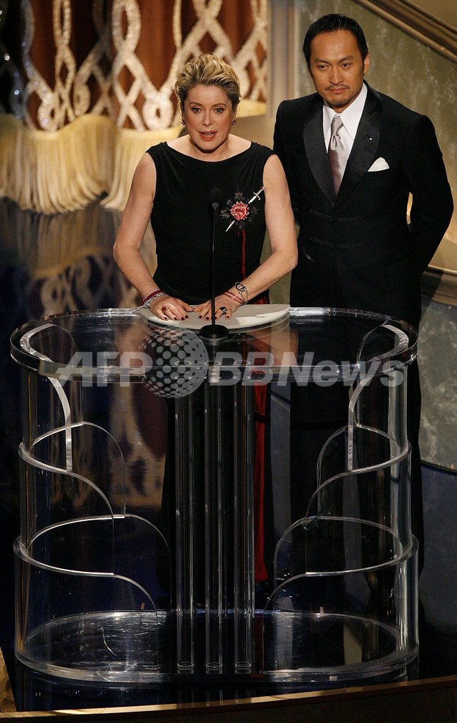 ＜第79回アカデミー賞＞会場に渡辺謙が登場 - 米国