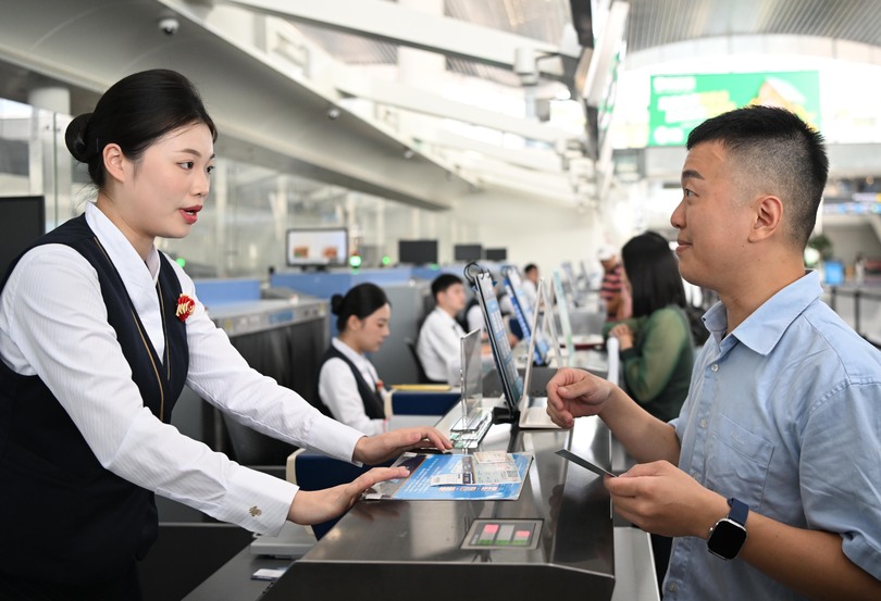 中国・広州空港の出入境者数、１～３月は４００万人超す