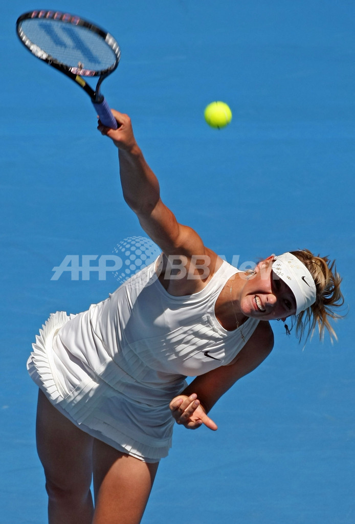 シャラポワ イワノビッチ降し全豪初制覇