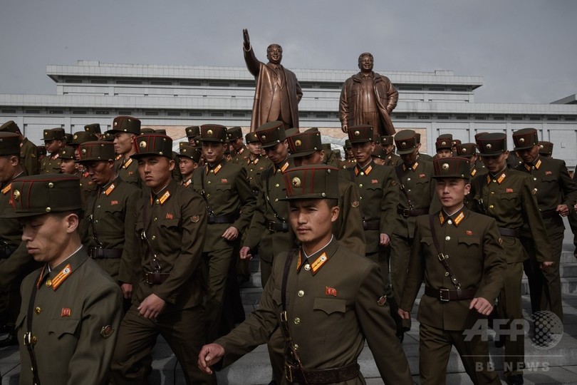 故金日成主席の生誕記念日 太陽節 花火や集団ダンスで祝賀 北朝鮮 写真25枚 国際ニュース Afpbb News