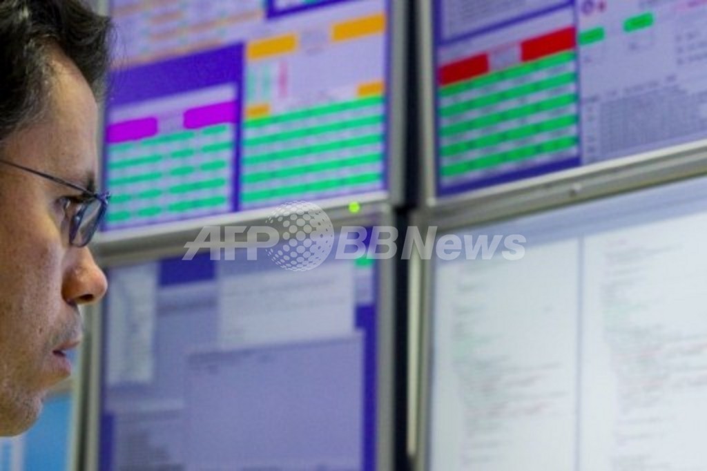 ニュートリノの速度は光の速度より速い、相対性理論と矛盾 CERN ニュートリノの速度は光の速度より速い、相対性理論と矛盾 CERN