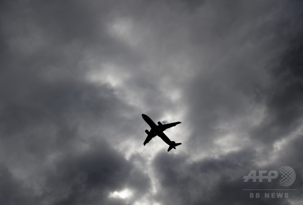 温暖化で飛行機の離陸が困難に、米研究 温暖化で飛行機の離陸が困難に、米研究