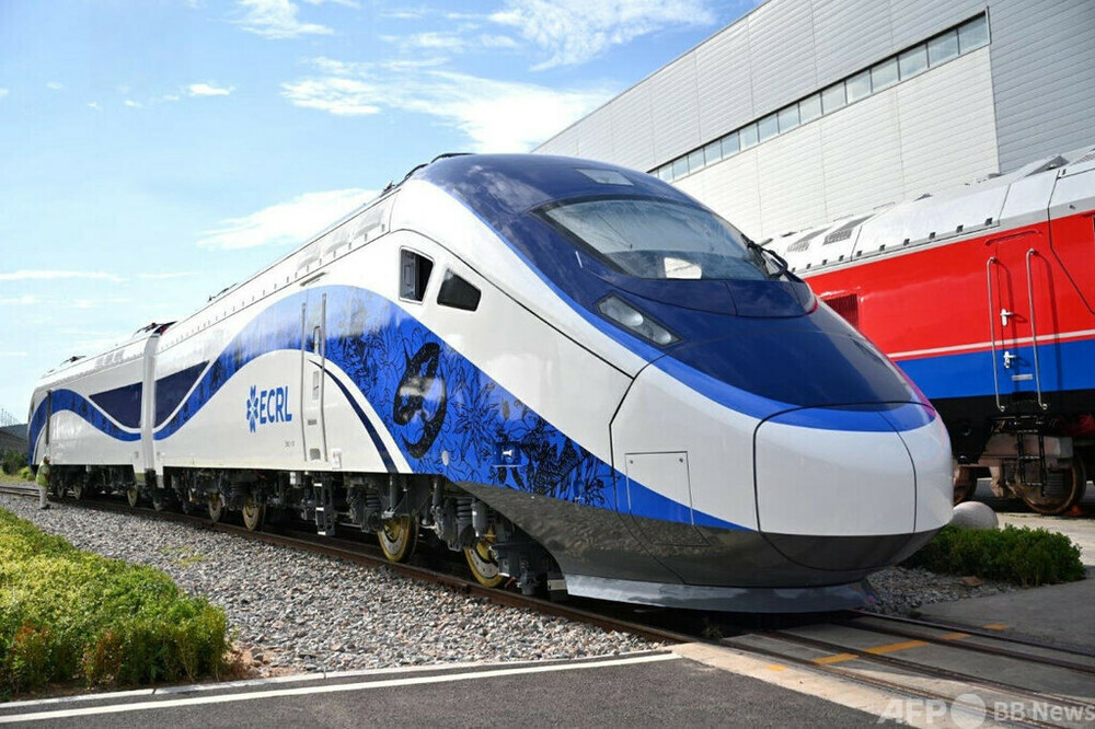 中国企業がマレーシア向けに製造した列車がラインオフ 写真1枚 国際