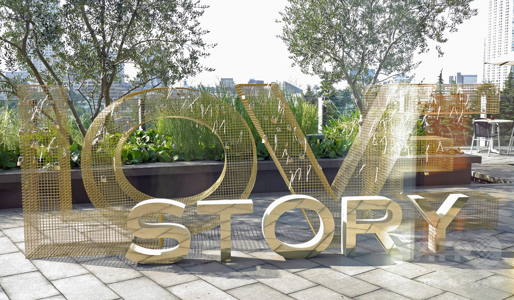 クロエ、新フレグランス「LOVE STORY」9月10日発売