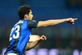 12-13イタリア・セリエAは10日、第24節の試合が行われ、インテル（Inter Milan）が3-1でキエーボ・ベローナ（Chievo Verona）を下した。

前半26分にチーム2得点目を挙げて歓喜するインテルのアンドレア・ラノッキア（Andrea Ranocchia、2013年2月10日撮影）。(c)AFP/GIUSEPPE CACACE