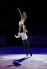 ソチ冬季五輪、フィギュアスケート・エキシビションの演技に臨むタチアナ・ボロソジャー（Tatiana Volosozhar）/マキシム・トランコフ（Maxim Trankov）組（2014年2月22日撮影）。(c)AFP/ADRIAN DENNIS