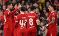 サッカーヨーロッパリーグ、決勝トーナメント1回戦第2戦、リバプール対カラバフFK。チーム4点目を決めて喜ぶリバプールのコーディ・ガクポ（左、2024年3月14日撮影）。(c)Oli SCARFF / AFP