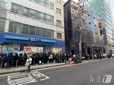 韓国で人気のスイーツよりも入手困難？…いまの主役は「バーチャルアイドル」グッズ