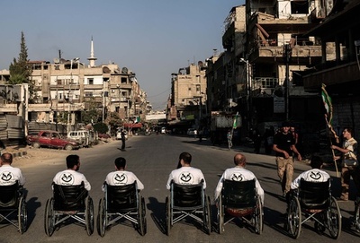 内戦続くシリアの町で小さな「パラリンピック」