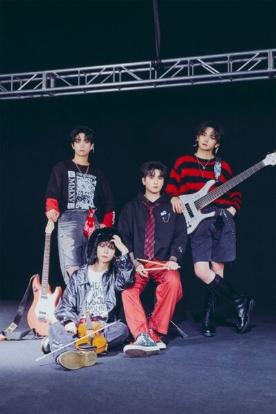 閉館控えた「ハクチョン」小劇場、LUCYが「アゲインコンサート」