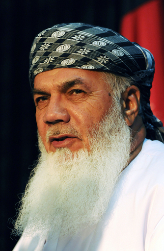 アフガン西部で自爆攻撃、民間人4人が死亡 エネルギー相は難逃れる