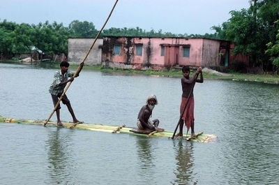 インド、モンスーンの死者計700人以上に