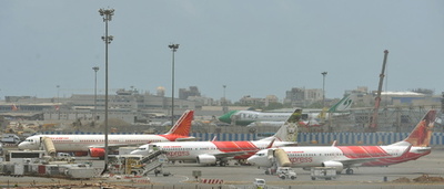 印国営航空のベテラン操縦士、飲酒検査不合格で3年間の免停