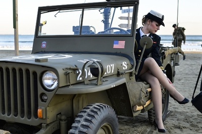 第2次大戦中の「アンツィオ上陸」を再現、イタリア