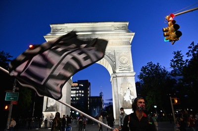 トランプ政権、NYなど3都市を「無秩序」の温床に指定 