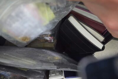 ソウルの地下鉄駅、現金3億ウォンと貴金属入りバッグ置き忘れ…巡回中の駅員が発見