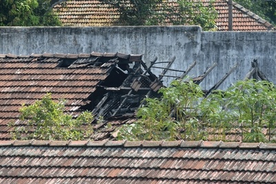 スリランカ刑務所で「コロナ暴動」 受刑者8人射殺、71人負傷