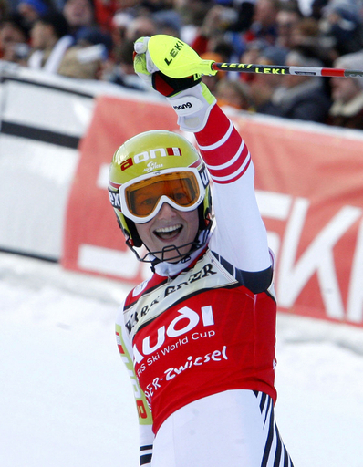 ＜06-07アルペンスキーW杯＞女子回転・第8戦、シールド 今季7勝目で個人総合首位につける - ドイツ